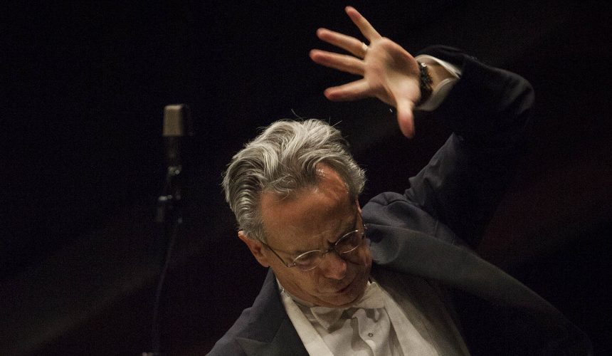 Ciclo Mahler/Schubert: il maestro Fabio Luisi dirige la Sinfonia n.8 di Schubert e la n.1 di Mahler Ciclo Mahler/Schubert: il maestro Fabio Luisi dirige la Sinfonia n.8 di Schubert e la n.1 di Mahler