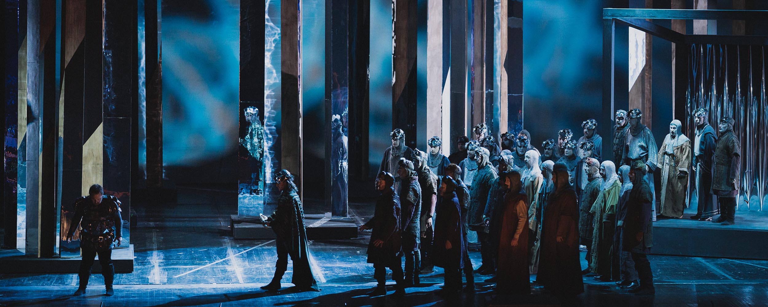 La straniera Teatro del Maggio Musicale Fiorentino La straniera Teatro del Maggio Musicale Fiorentino