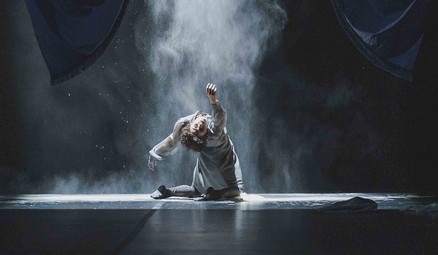 Teatro del Maggio, arriva la “Cenerentola” contemporanea di Jiří Bubeniček Teatro del Maggio, arriva la “Cenerentola” contemporanea di Jiří Bubeniček